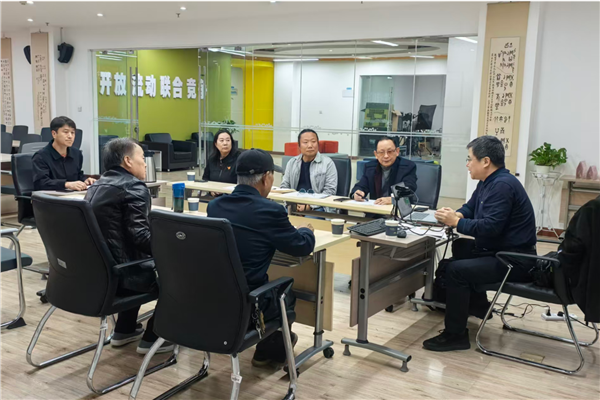 读汉字·懂中国·从安阳出发——持续揭示中华文明密码与甲骨文创意产业座谈会在安阳举办