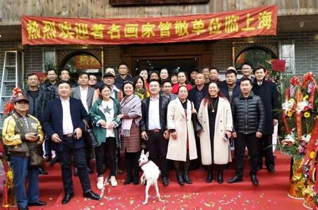 海漂家庭与北漂画家管敬革的邂逅——互帮互助，无怨无悔