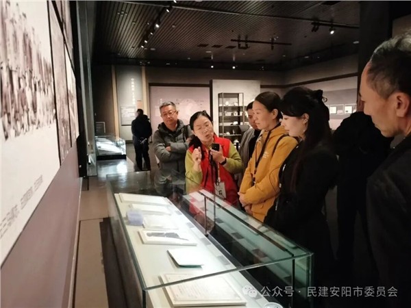 _IBK_3.jpg 民建安阳市委会第八支部开展“寻根殷墟文脉 共话文旅新篇”活动